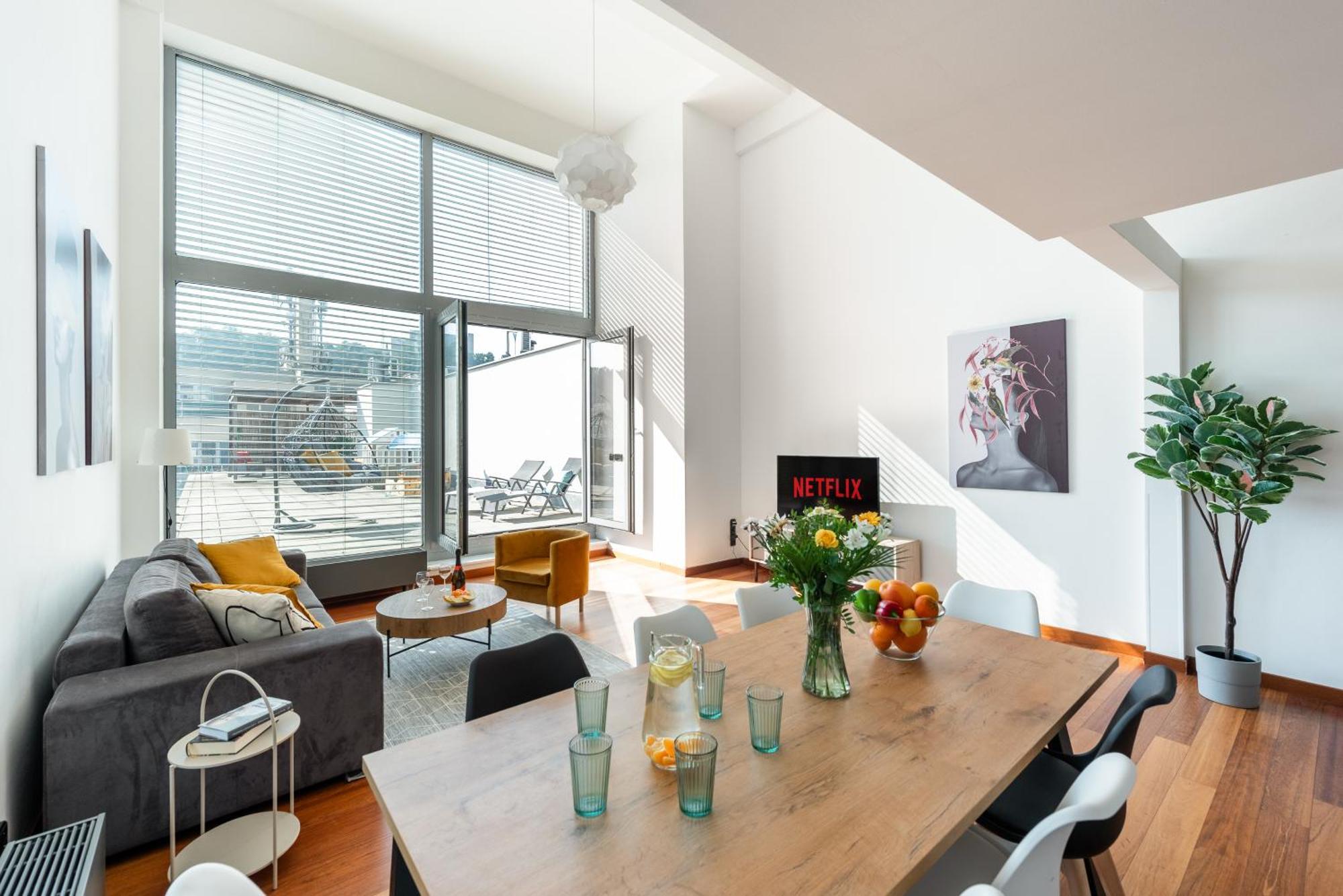 Apartments With Large Balcony, Parking Praga Exterior foto